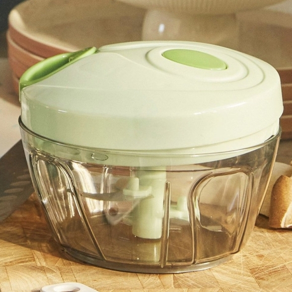 2/$50 Epare Mini Vegetable Chopper - Picture 1 of 10